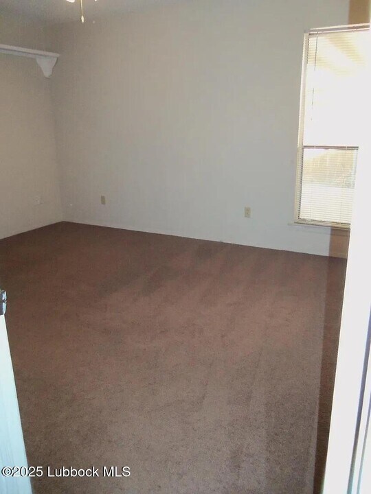 6007 14th St in Lubbock, TX - Building Photo