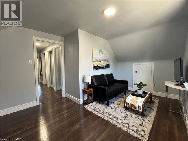 54 Kehl St in Kitchener, ON - Building Photo - Building Photo