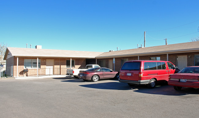 4834 Hercules Ave in El Paso, TX - Foto de edificio - Building Photo