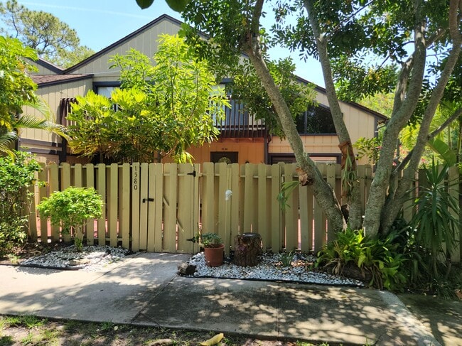 property at 1580 39th Ave