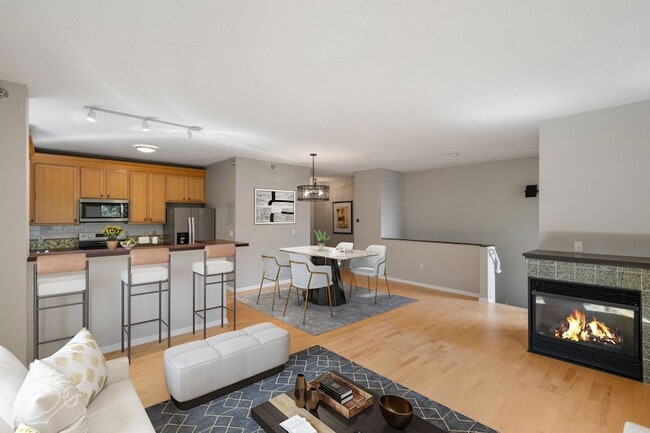 645 N 1st St in Minneapolis, MN - Building Photo - Building Photo
