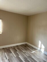 1171-1173 Alamos Ave in Sacramento, CA - Building Photo - Building Photo