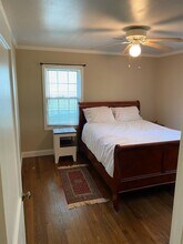 5025 Canterbury in Roeland Park, KS - Building Photo - Building Photo