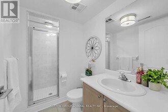 255 Shaftsbury Ave in Richmond Hill, ON - Building Photo - Building Photo