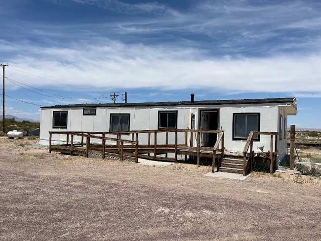 48382 Silver Valley Rd in Newberry Springs, CA - Foto de edificio - Building Photo
