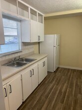 9655 6th Ave in Orlando, FL - Building Photo - Building Photo