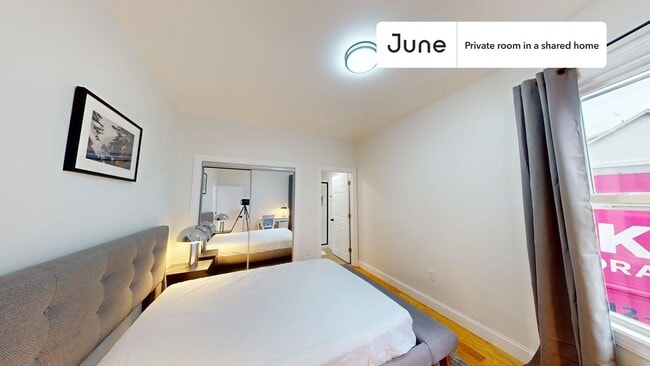 Private bedroom in 4 bed/2 bath Home in Boston, MA - Building Photo - Building Photo