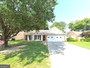 2100 Racquet Club Cir NW in Lawrenceville, GA - Building Photo - Building Photo