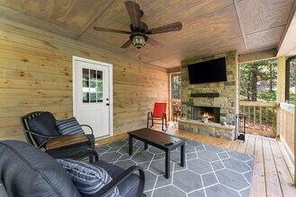 309 Fowler Creek Dr in Cleveland, GA - Building Photo - Building Photo