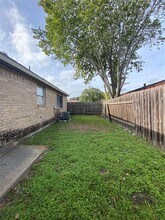 101 Tampico Ct in Victoria, TX - Building Photo - Building Photo