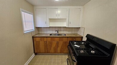 1231 Morris St-Unit -2 in Houston, TX - Building Photo - Building Photo