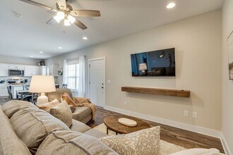 154 Marilee Way in Kingsport, TN - Building Photo - Building Photo