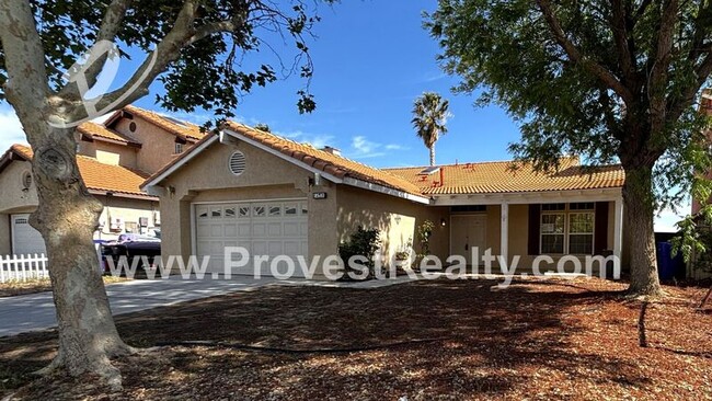 12549 Loma Verde Dr in Victorville, CA - Building Photo - Building Photo