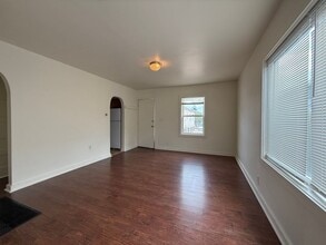 2104 E 13th St in Cheyenne, WY - Building Photo - Building Photo