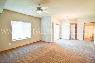 6030 Bremen Ct in Johnston, IA - Building Photo - Building Photo