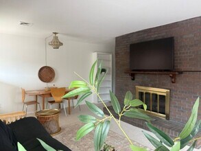 500 Manhattan Dr in Boulder, CO - Building Photo - Building Photo