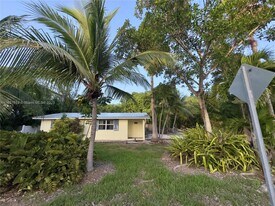 786 Bostwick Dr in Key Largo, FL - Building Photo