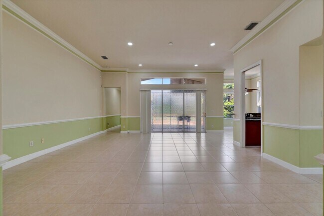 6507 37th St E in Sarasota, FL - Building Photo - Building Photo