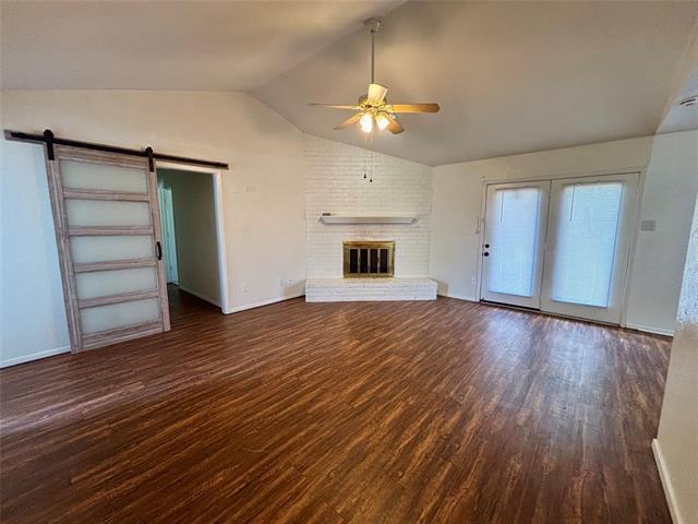 1237 N Knowles Dr in Saginaw, TX - Building Photo - Building Photo