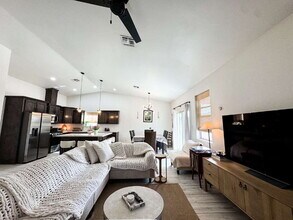 4377 W 16th Ln in Yuma, AZ - Building Photo - Building Photo