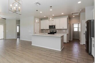 334 S Willow Wick Dr in Sahuarita, AZ - Foto de edificio - Building Photo