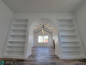 1744 SW 10th St in Miami, FL - Building Photo - Building Photo