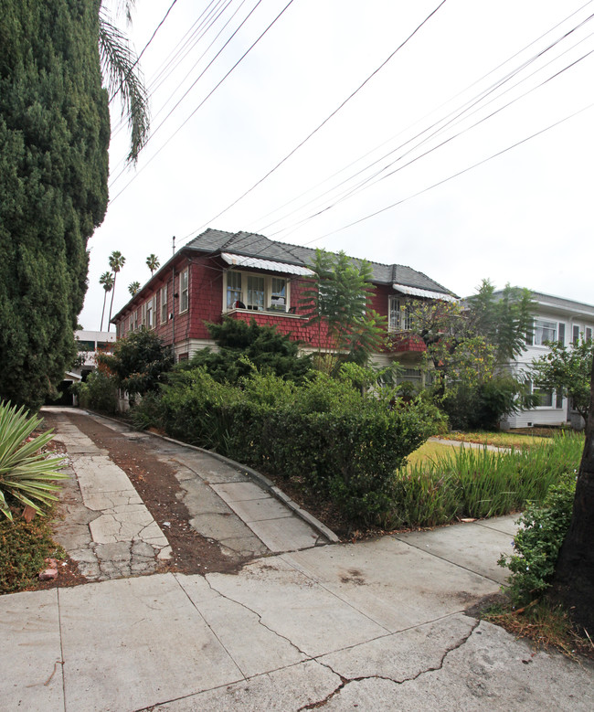 1834 Franklin Ave in Los Angeles, CA - Building Photo - Building Photo