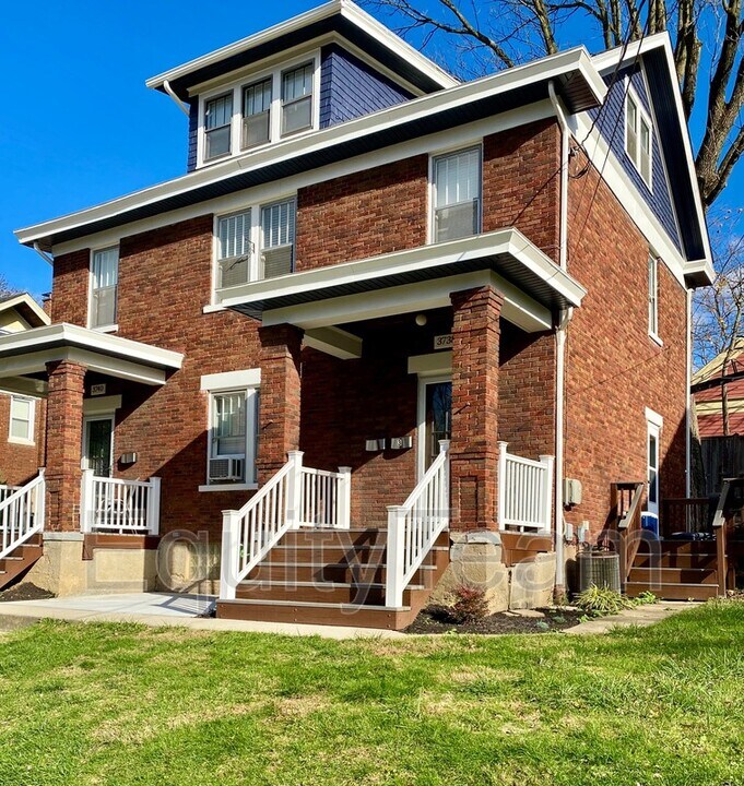 3738 Andrew Ave in Cincinnati, OH - Building Photo