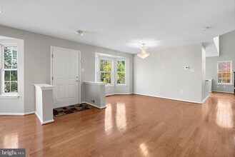 123 Hearthstone Ln in Evesham, NJ - Building Photo - Building Photo