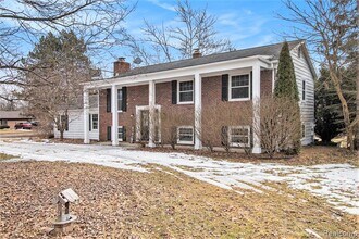 13428 Sequoia Ln in South Lyon, MI - Building Photo - Building Photo