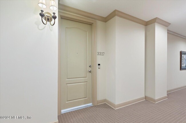 4300 S Beach Pkwy in Jacksonville Beach, FL - Building Photo - Building Photo