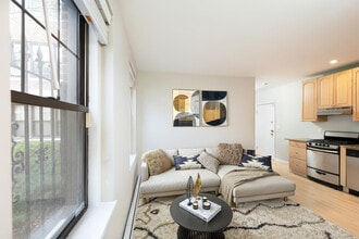 64 Queensberry St, Unit 101 in Boston, MA - Foto de edificio - Building Photo