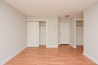 701 Elm Pl in Highland Park, IL - Building Photo - Building Photo