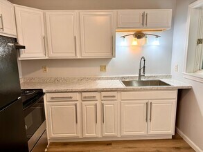 5 Washington St, Unit 5 in Brewer, ME - Building Photo - Building Photo