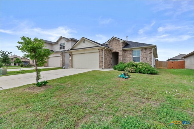 property at 109 Half Moon Ct