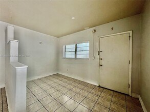 8531 Harding Ave in Miami Beach, FL - Building Photo - Building Photo