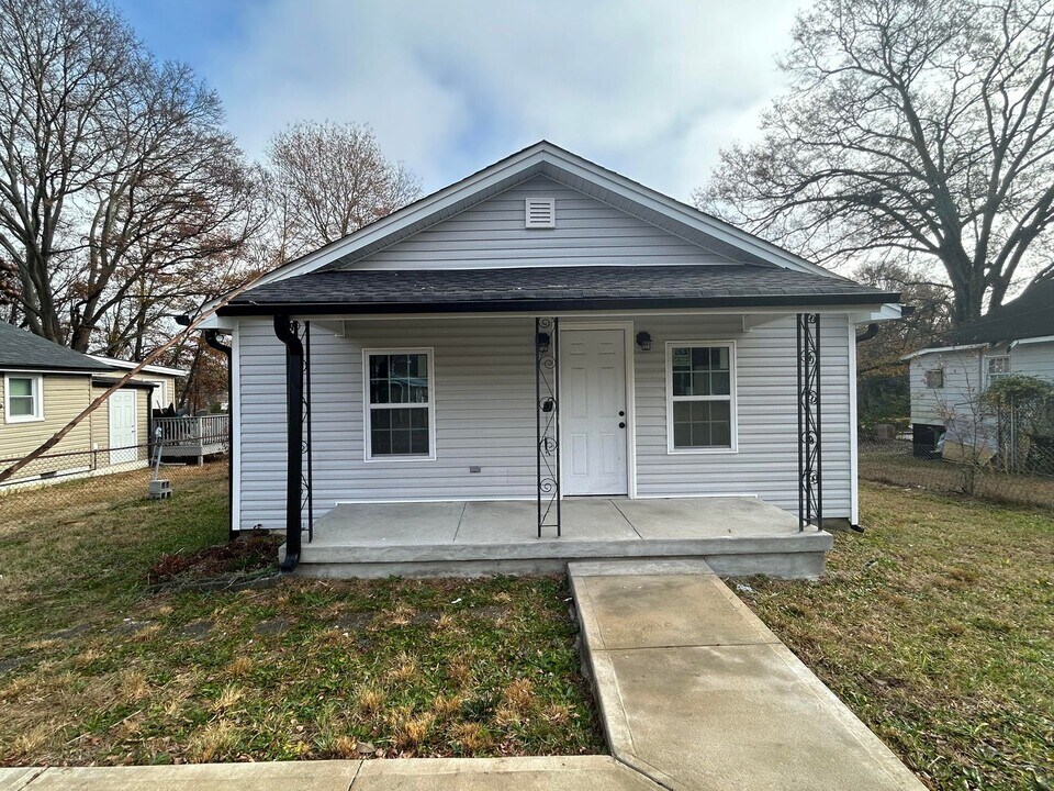 1210 N Boyce St in Gastonia, NC - Building Photo