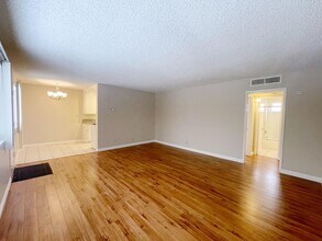 El Molino South in Pasadena, CA - Foto de edificio - Building Photo