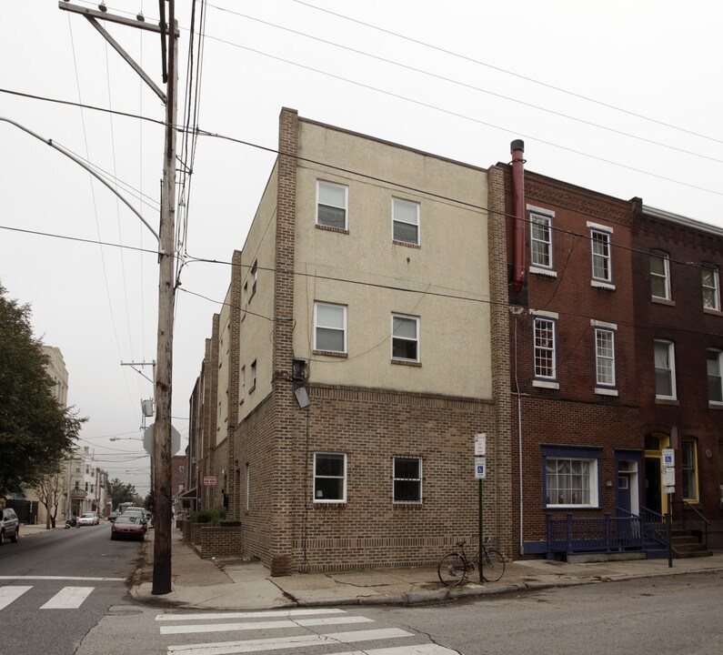 804 S 7th St in Philadelphia, PA - Building Photo