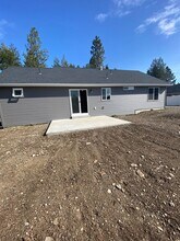 5762 Massachusetts St in Spirit Lake, ID - Building Photo - Building Photo