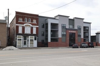 The Richmond Apartments in Louisville, KY - Building Photo - Building Photo