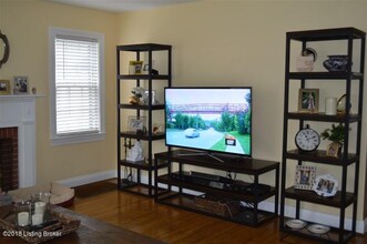 4105 Hillsboro Rd in St Matthews, KY - Building Photo - Building Photo
