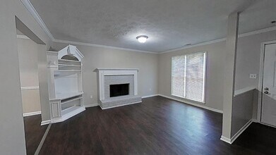 717 Redland Dr in Jonesboro, GA - Building Photo - Building Photo