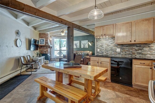 property at 2300 Lodgepole Cir