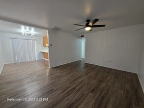 1505 Fairgrounds Blvd in Kingman, AZ - Foto de edificio - Building Photo