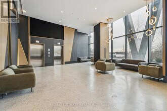 2920 Hwy 7 in Vaughan, ON - Building Photo - Building Photo