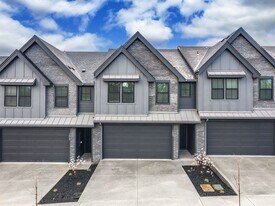 7009 NE 132nd Way in Vancouver, WA - Building Photo