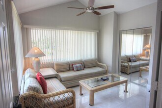 270 Bella Vista Ct N in Jupiter, FL - Building Photo - Building Photo