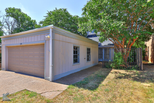 property at 29 Harbour Town
