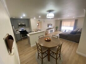 5224 Denny Ave, Unit 113 in North Hollywood, CA - Building Photo